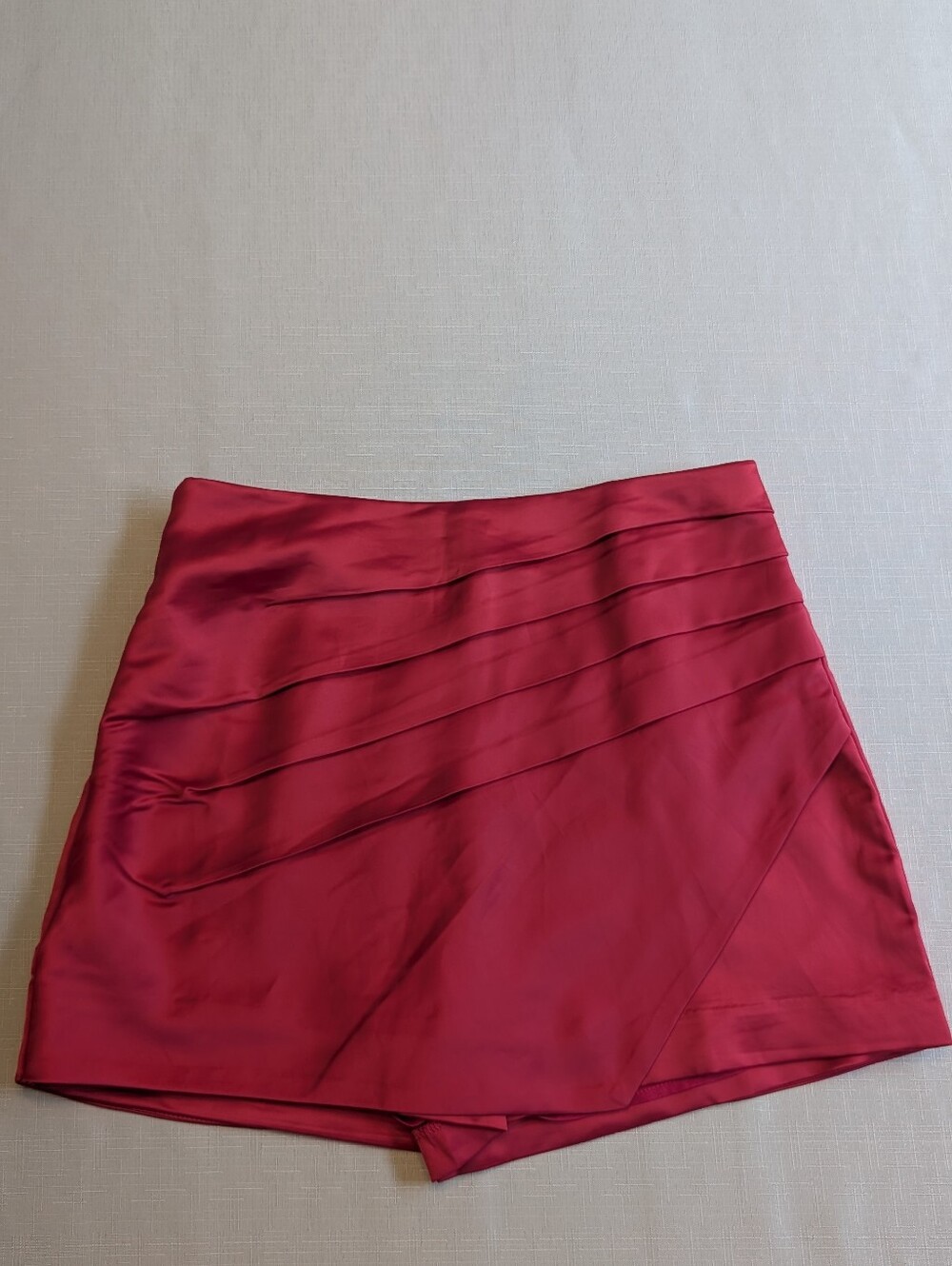 Endless Rose Hot Pink Satin Pleated Skort Shorts Skirt M NWOT